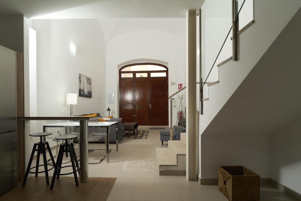 Apartamento Turístico Centro Monumental -- *